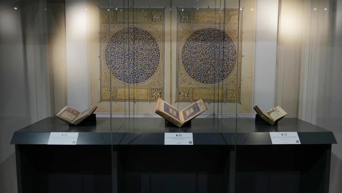 700 yıllık yazma eserler İstanbul’da bir araya geldi