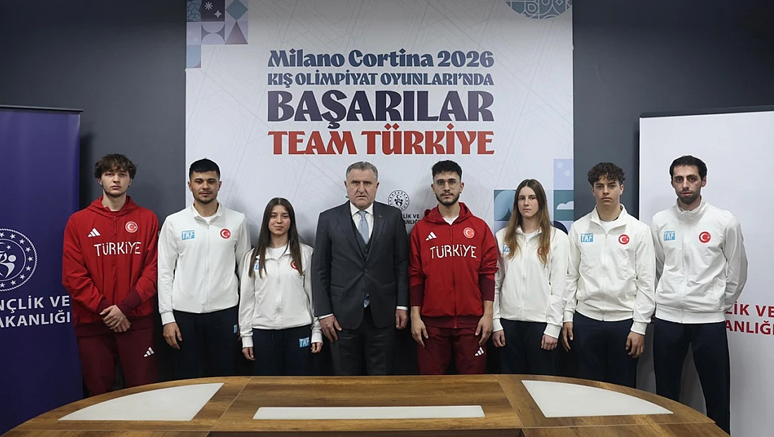 Bakan Bak, 2026 Kış Olimpiyatları'na katılacak Milli Sporcuları kabul etti