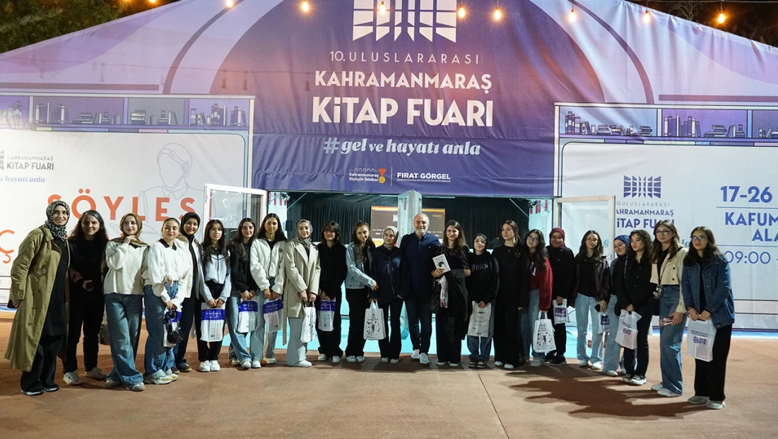 Edebiyatın başkenti Kahramanmaraş’ta okurlarla yazarlar buluştu