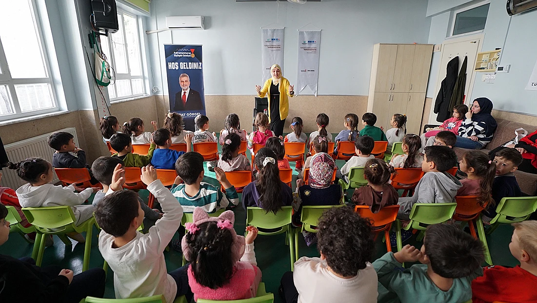 Kahramanmaraş’ta miniklere masal şöleni