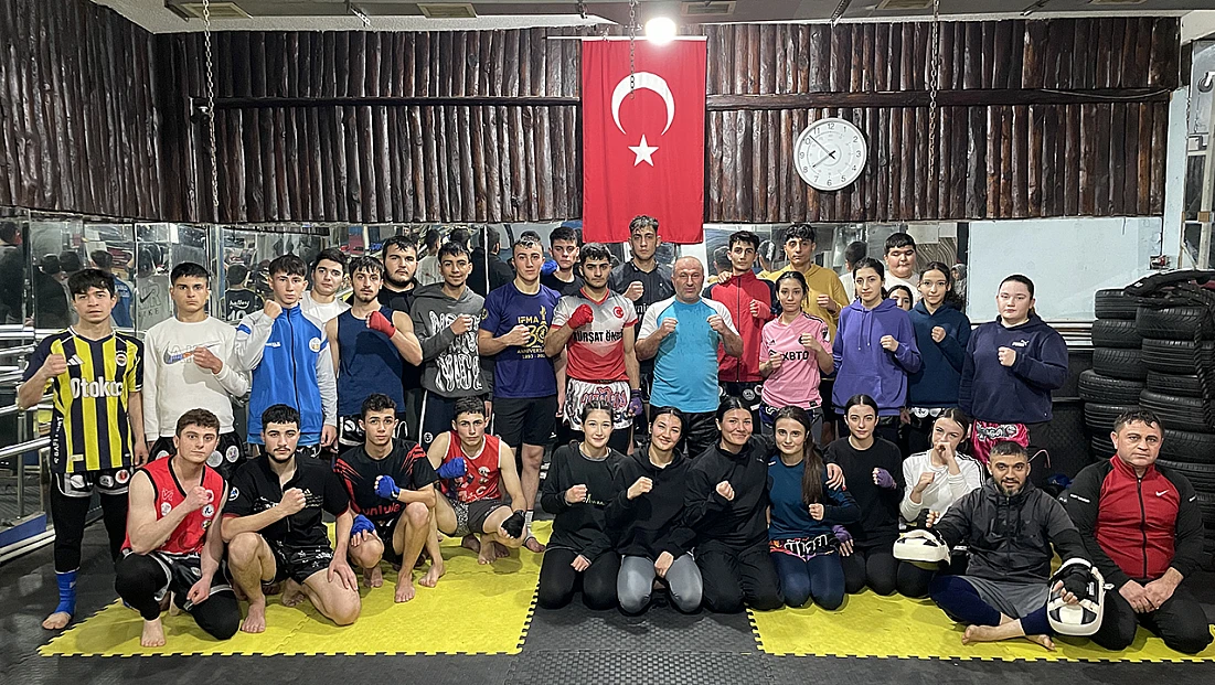 Milli Antrenör Yücel Haspolat, şampiyon sporcular yetiştiriyor