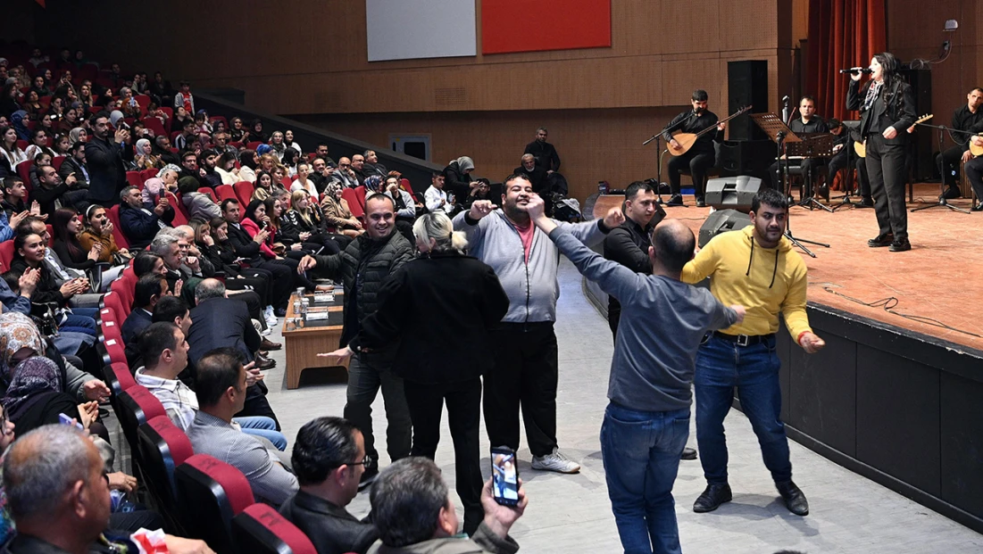 Sanatın gücüyle engelleri aşan konser