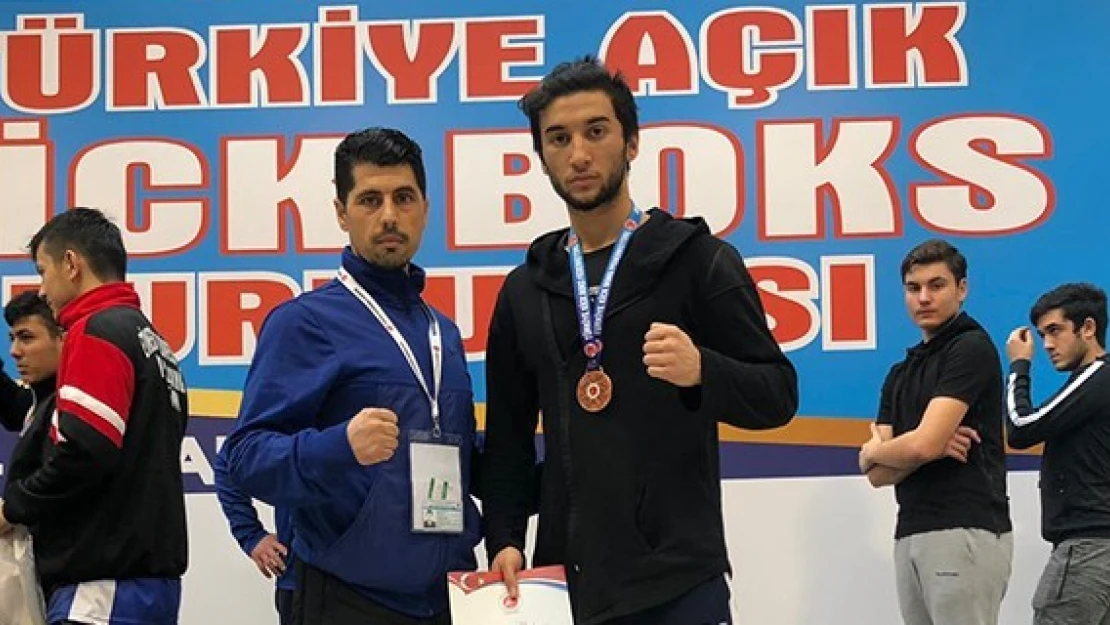 Kick Boks'ta Kahramanmaraş'a bronz madalyayla dönüyor!