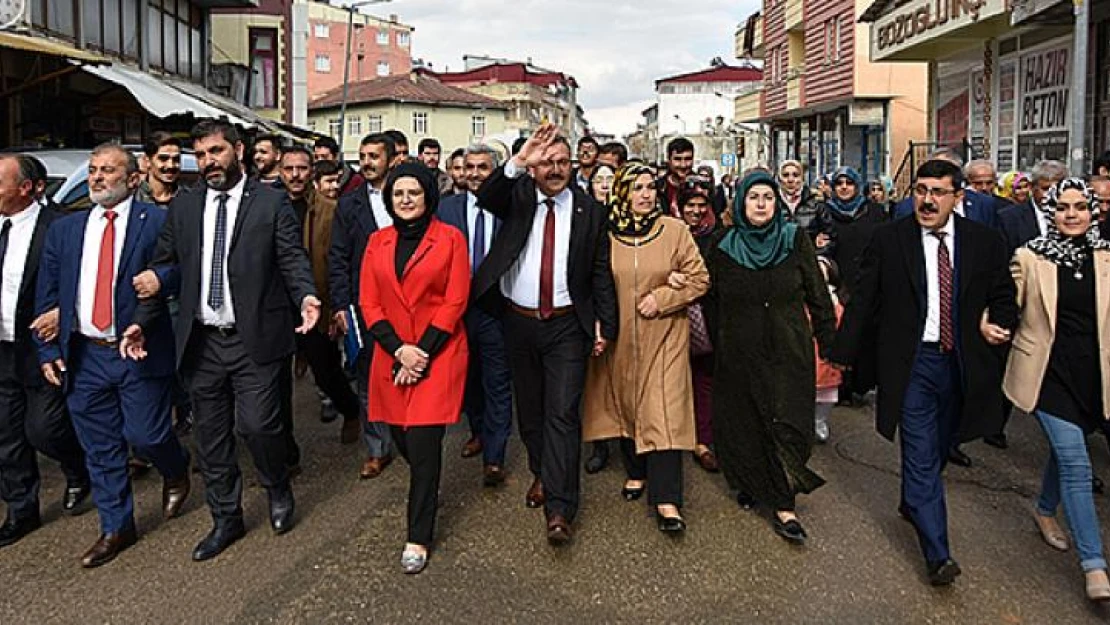 Başkan Aydın, yeni dönem mazbatasını aldı!