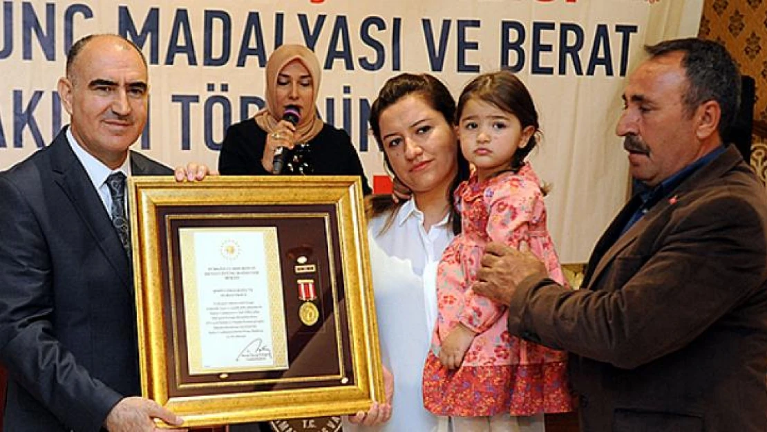 Kahramanmaraş'ta Devlet Övünç Madalyası ve Beratı töreni