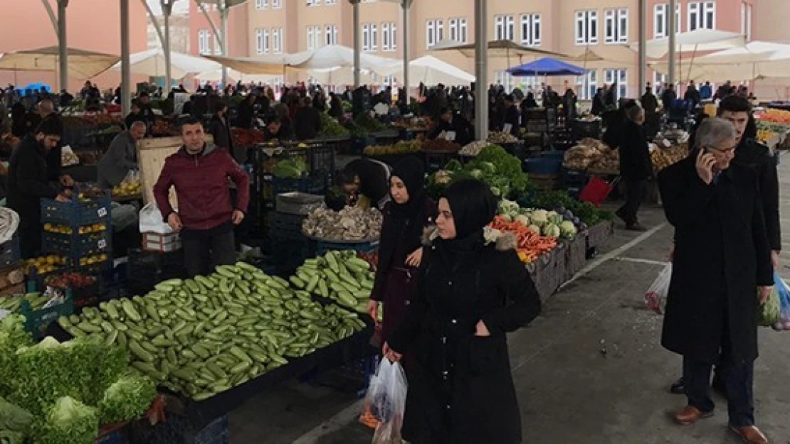 Bahçelievler pazar yerine, vatandaştan tam not!