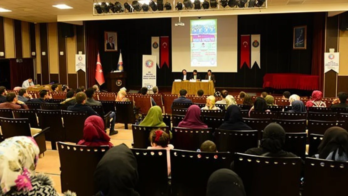 KSÜ'de, anlamlı panele yoğun ilgi!