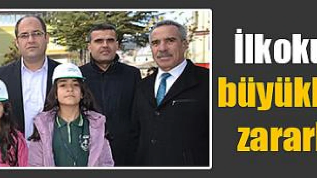 İlkokul öğrencileri büyüklere, sigaranın zararlarını anlattı!