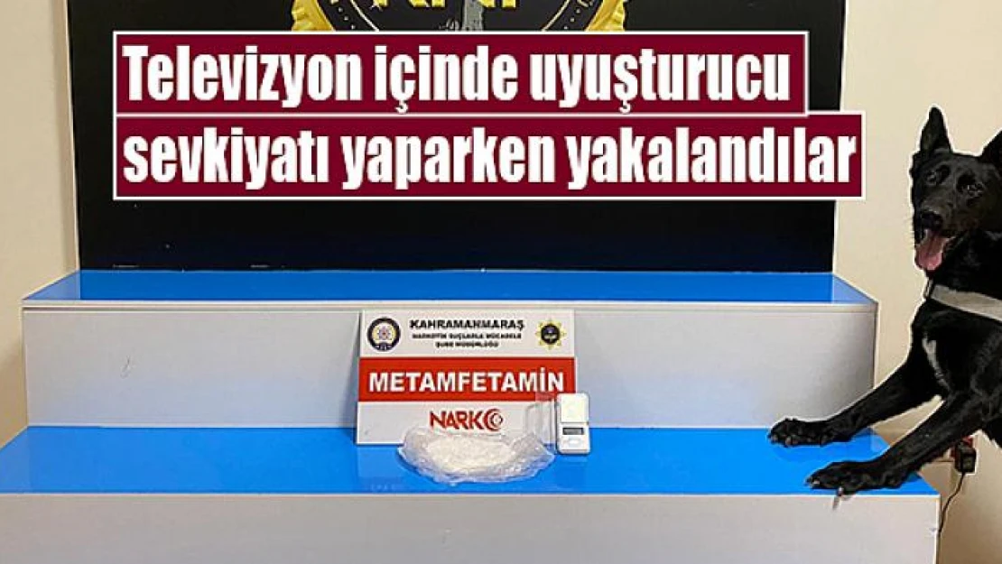 Televizyon içinde uyuşturucu sevkiyatı yaparken yakalandılar