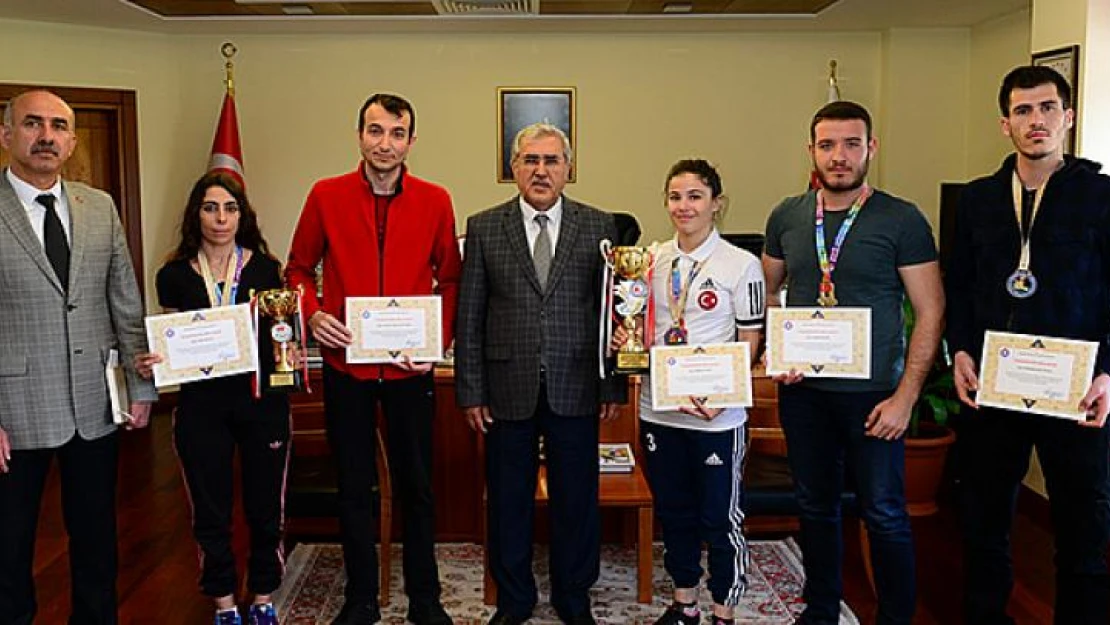 KSÜ Wushu Kungfu takımından Rektör Can'a ziyaret!