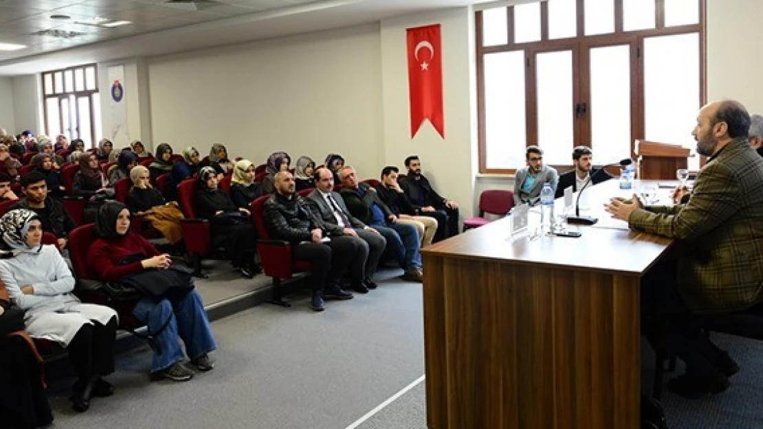 KSÜ'de İstiklal Şairi Mehmet Akif Ersoy'un anlatıldı!