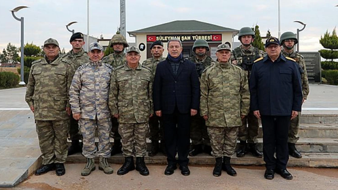 Millî Savunma Bakanı Akar, Süleyman Şah Türbesi'nde!