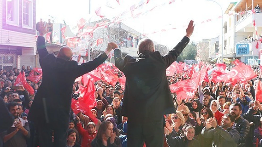 CHP'nin Narlı seçim ofisi açılışı, mitinge dönüştü!