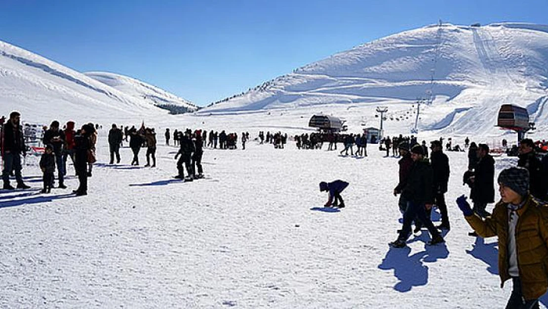 Yüzlerce insan, Yedikuyular'a akın etti!