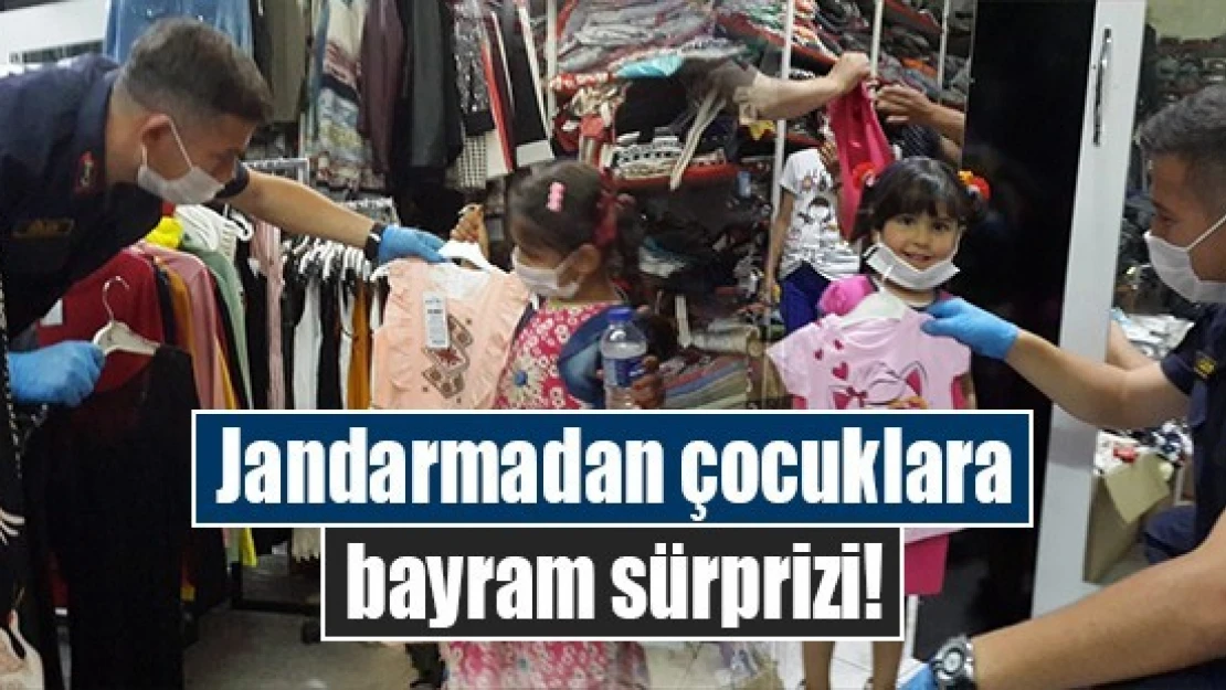 Jandarmadan çocuklara bayram sürprizi