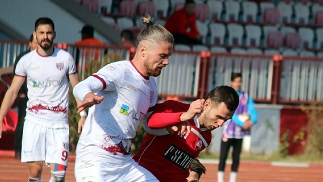 Aslanlar, lider Tuslaspor'dan 3 puanı kopardı!