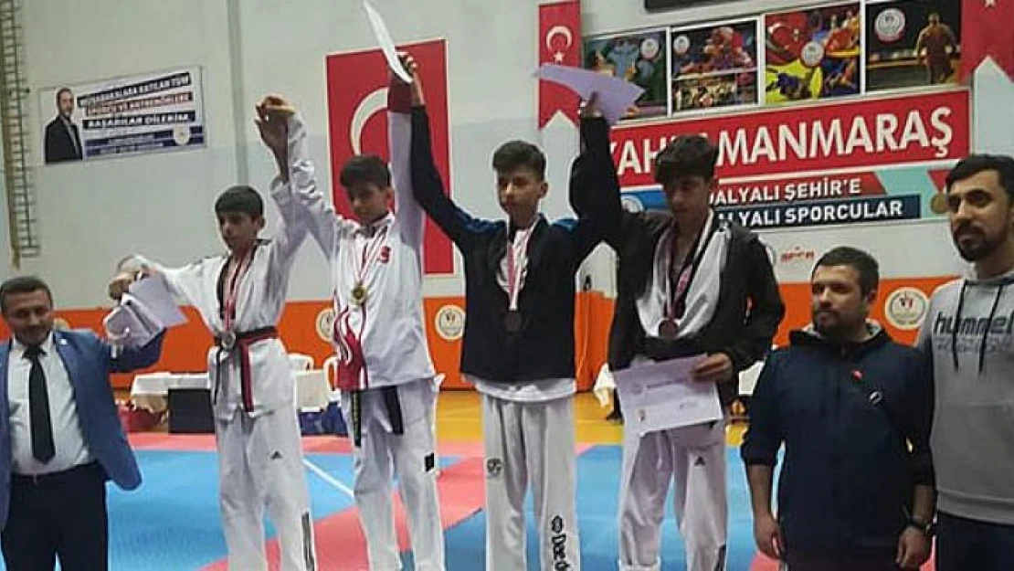 Okul sporları taekwondo gurup birinciliği turnuvası tamamlandı!