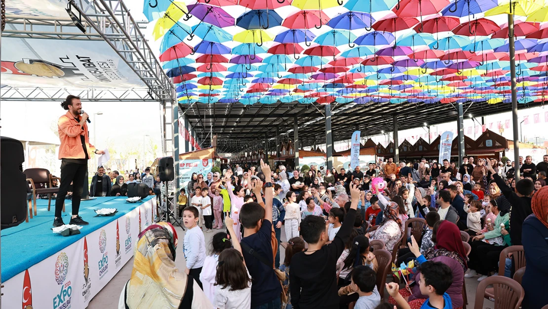 100 yılın sayfaları Kitap Fuarı ile EXPO 2023'de açıldı