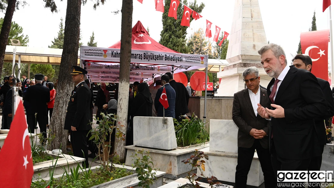 110'uncu yılında Çanakkale zaferi ve aziz şehitler dualarla yâd edildi