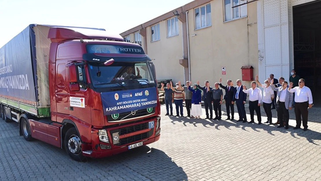 4'üncü yardım tırı Kahramanmaraş'tan afet bölgesine ulaştırılmak üzere yola çıktı