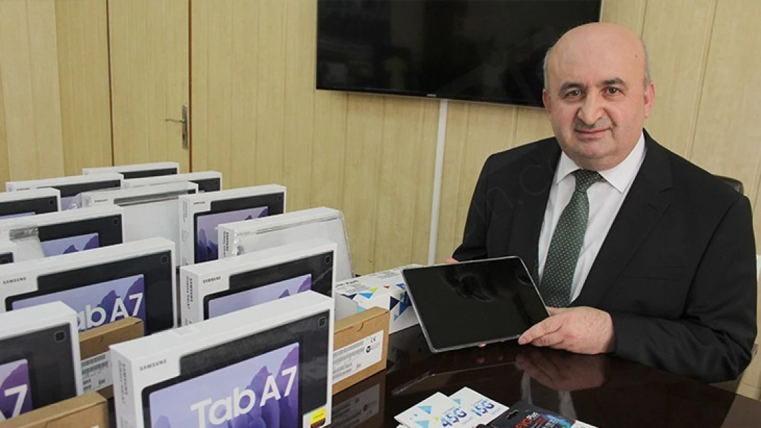 4330 Tablet bilgisayar İlçe Milli Eğitim Müdürlüklerine dağıtıldı