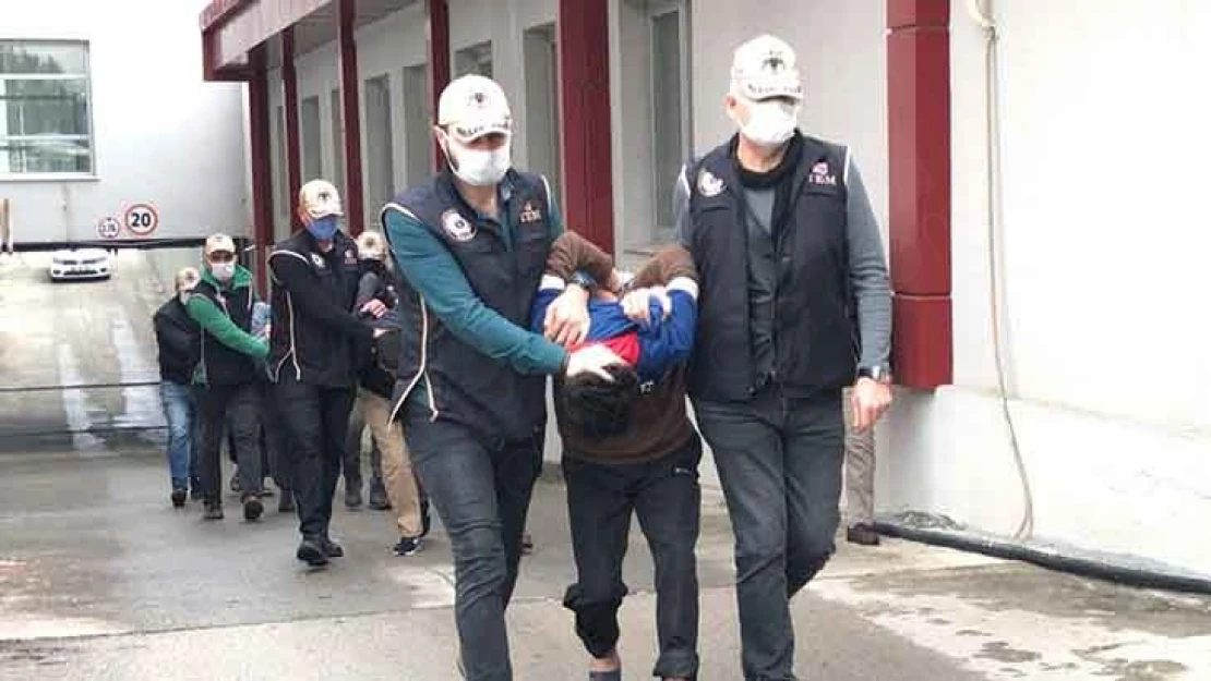 79 mezarın tahrip edilmesiyle ilgili yakalanan zanlılar