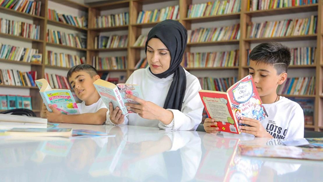 Aile ve Sosyal Hizmetler Bakanlığı'ndan Çocuk ve Genç Dostu Kitap listesi