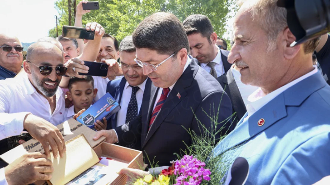 Adalet Bakanı Tunç: İsviçre hükümetinin hukuka saygı duymasını bekliyoruz