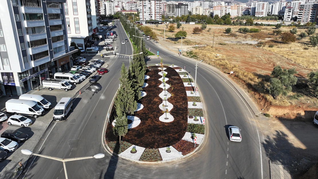 Adil Erdem Beyazıt Caddesi yeni görünümüne kavuştu