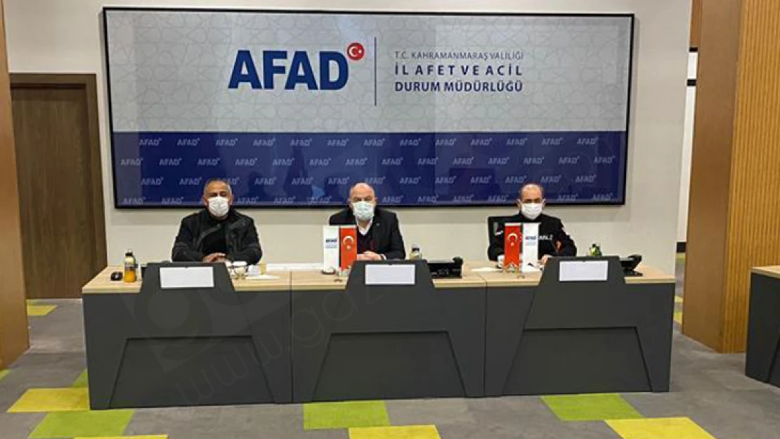 AFAD, 3 bin 442 personelle karla mücadele ediyor