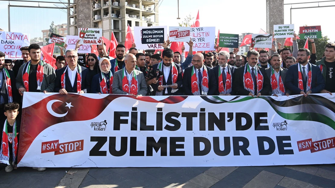 AK Gençlikten 'Filistin'de Zulme Dur De' yürüyüşü