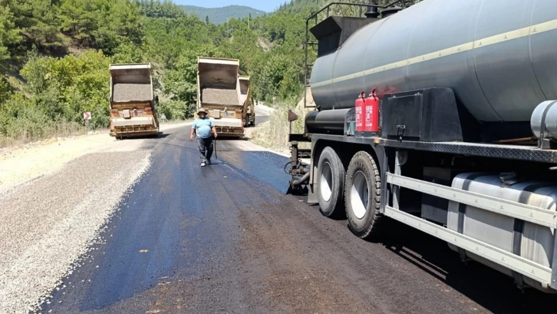 Andırın kırsalında yol yenileme çalışmaları