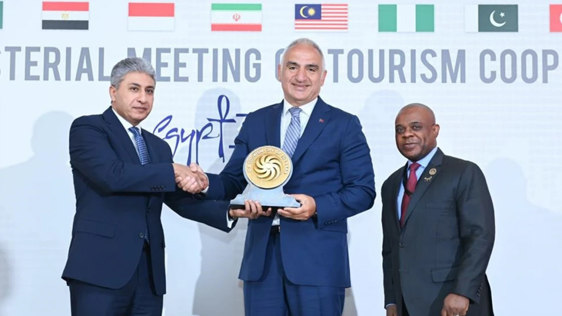 Antalya yılın turizm şehri olarak tarihe geçti