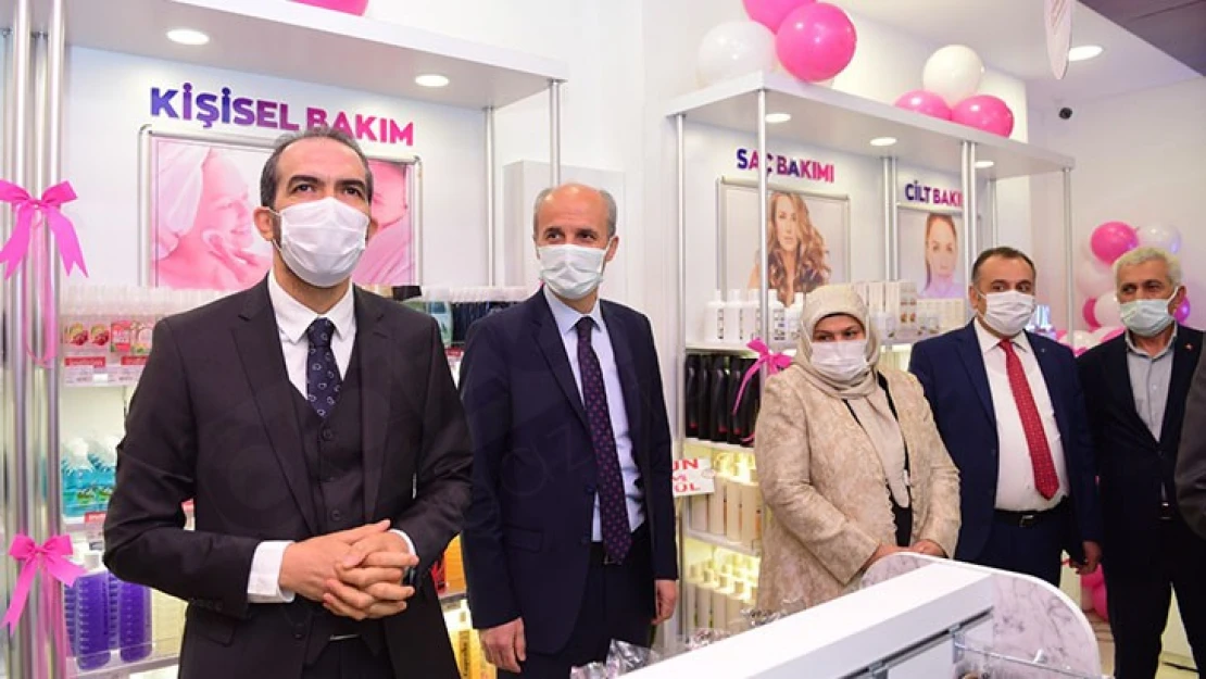 AVON, mağaza konsepti ile Kahramanmaraş'ta