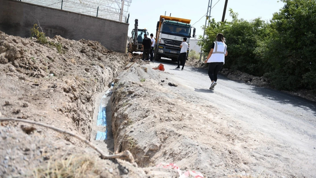 Ayaklıcaoluk'un yeni içmesuyu hattının imalatı sürüyor