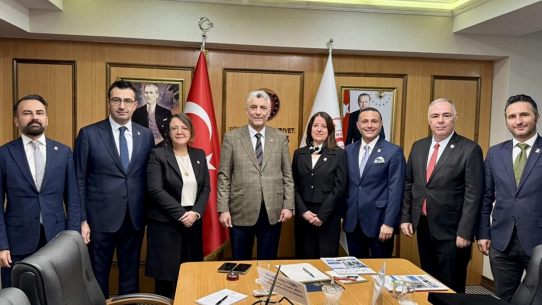 Bakan Bolat, AEO Derneği Yönetim Kurulu Başkanı Yegin ile görüştü