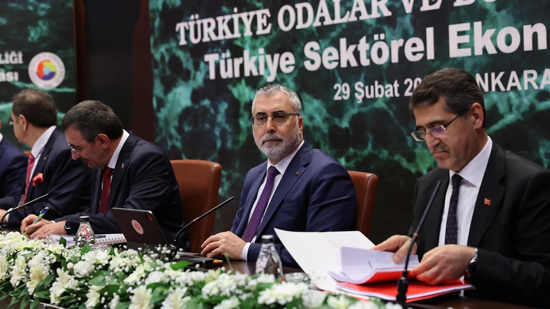 Bakan Işıkhan, 'Önceliğimiz istihdamı artırmak olacaktır'