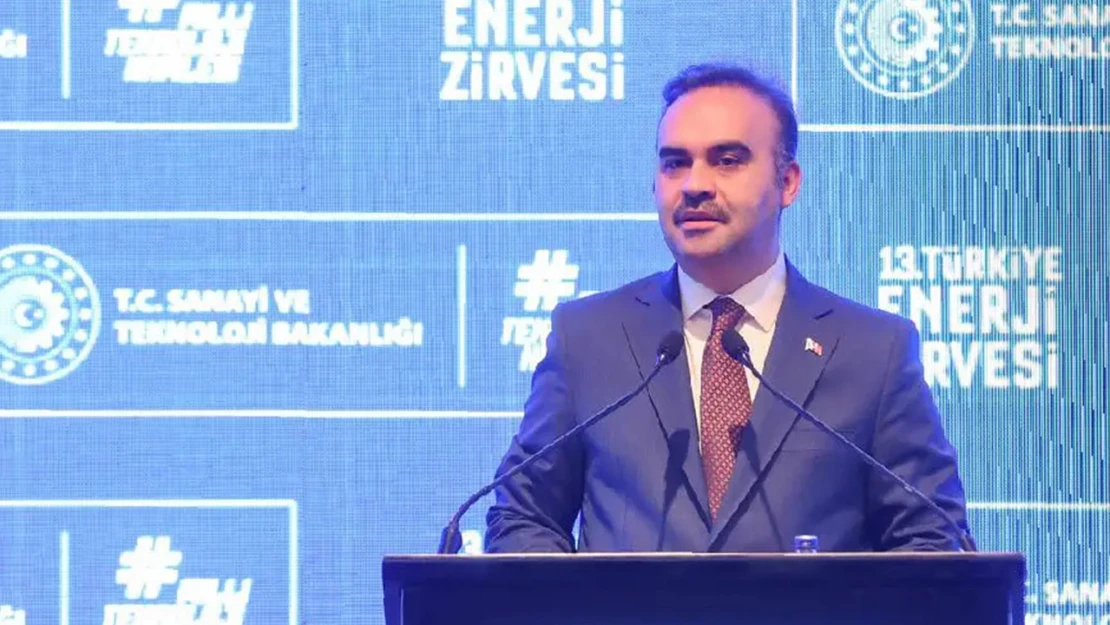 Bakan Kacır, 13. Türkiye Enerji Zirvesi'nde