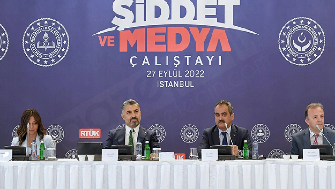 Bakan Özer, 'Şiddet Ve Medya Çalıştayı'na katıldı