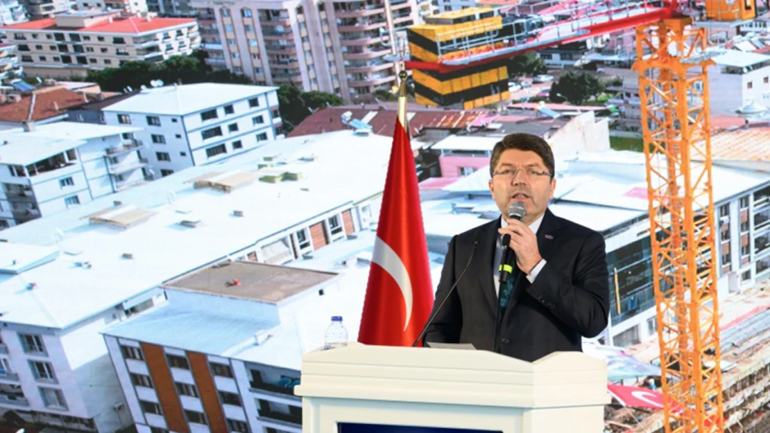 Bakan Tunç: 'Toplam hâkim ve savcı sayısı içerisinde 8 bin 871'i kadınlardan oluşuyor'