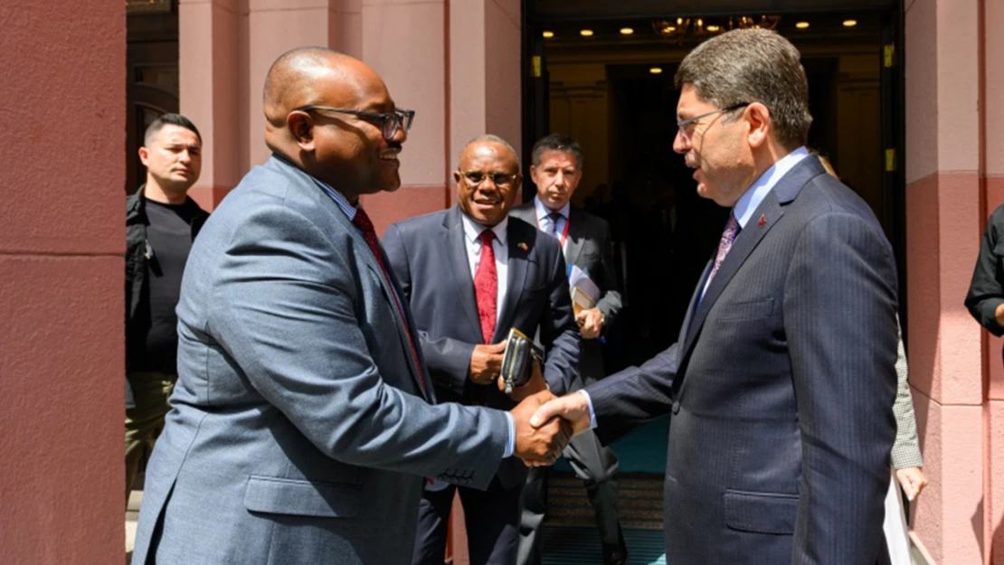 Bakan Tunç, Zambiya Dışişleri Bakanı ile görüştü