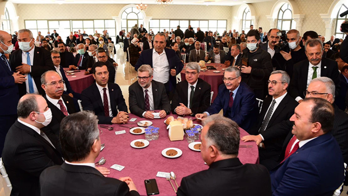 Bakan Varank ve Başkan Güngör, tirşik etkinliğine katıldı