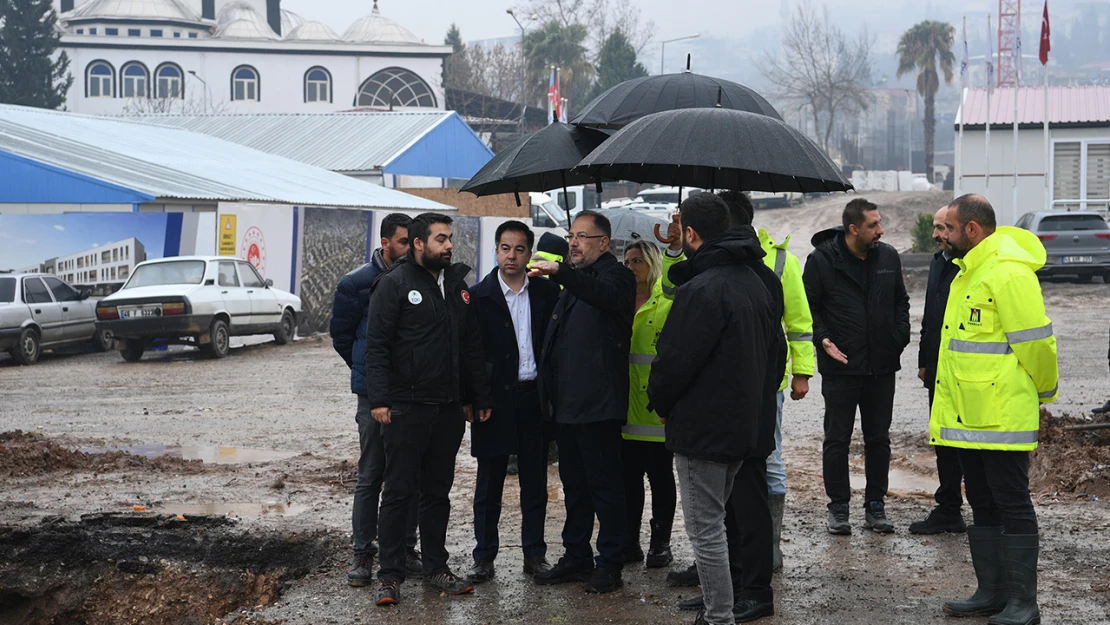 Bakan Yardımcısı Gürgen ile Başkan Güngör, şehir tasarım alanlarını inceledi