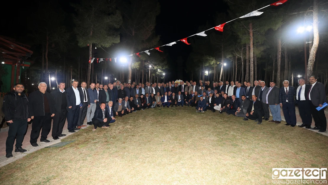 Başkan Akpınar, muhtarlarla iftar programında buluştu