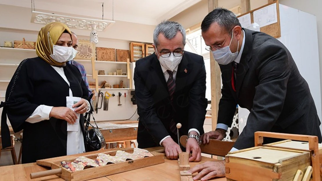 Başkan Güngör, özel öğrencilerle bir araya geldi