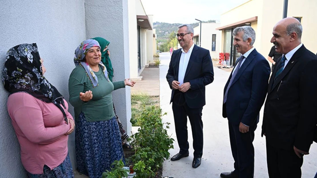 Başkan Güngör ve Vali Ünlüer, şehirde ziyaretlerini sürdürüyor