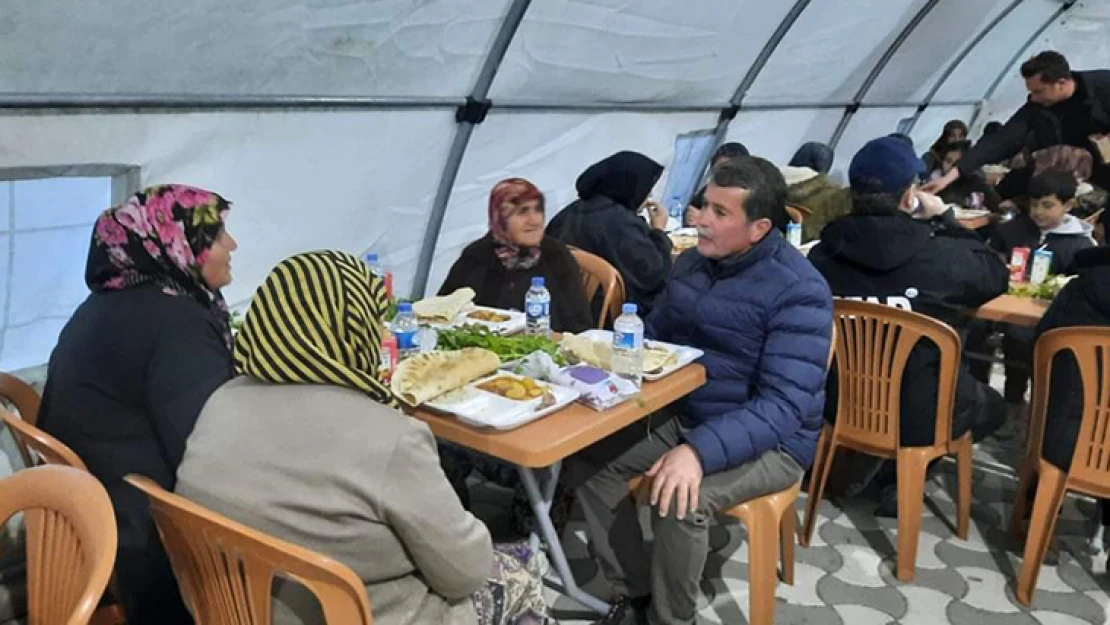 Başkan Okumuş: Eller çoğalınca, işler hafifler