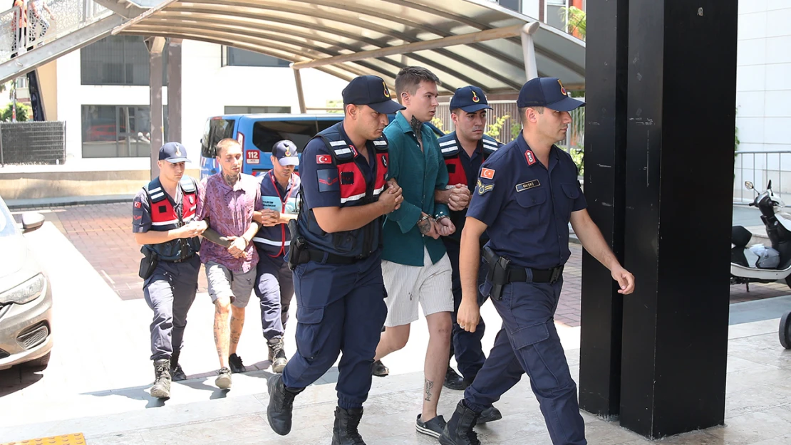 Bir Rus'un bıçaklanarak öldürülmesiyle ilgili 2 Rus vatandaşı tutuklandı