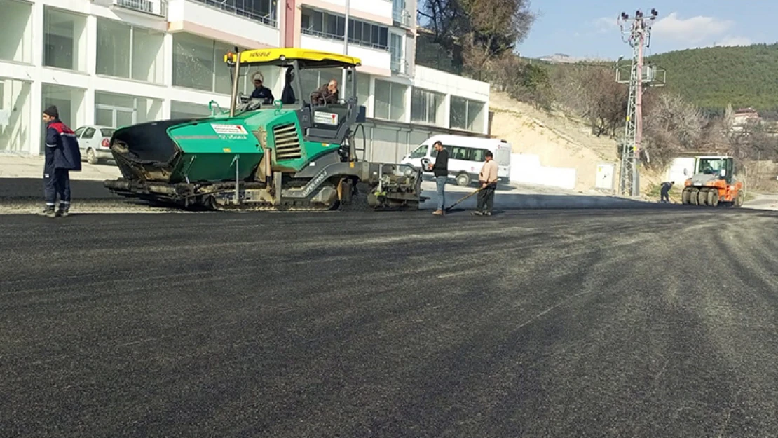 Büğlek Caddesi yeniliyor