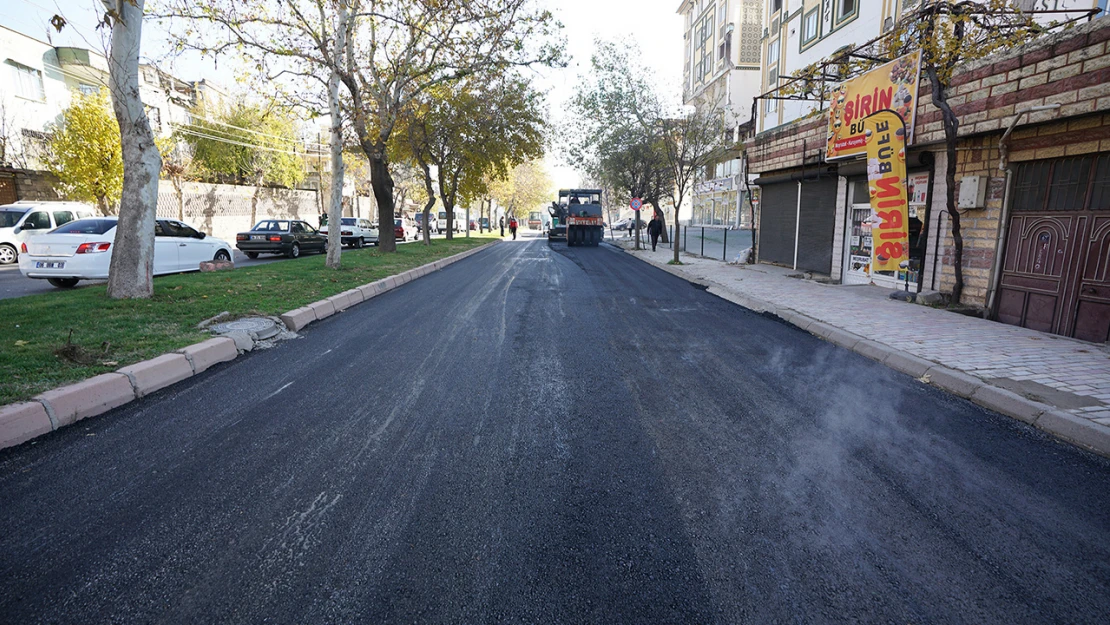 Büyükşehir, Dulkadiroğlu'nda bir arteri daha yeniliyor